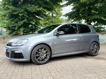 Volkswagen Golf 2.0 tsi R 4motion 270cv 3p dsg