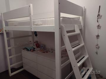 letto singolo a soppalco con scaletta 