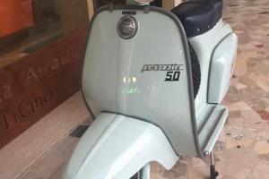 Lambretta 50 Deluxe