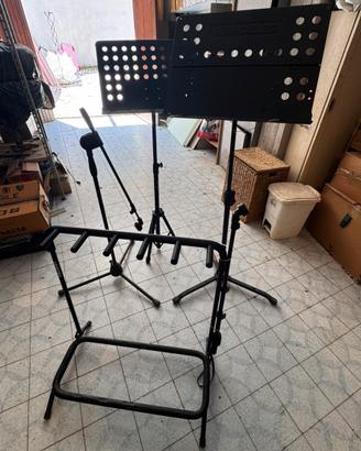 2,Leggio 1.Asta Microfono 1.Rastrelliera chitarre