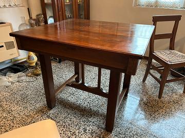 Tavolo allungabile  antico