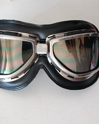 Occhiali da motociclista vintage