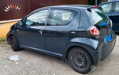 TOYOTA AYGO 1.0 benzina anno 2006
