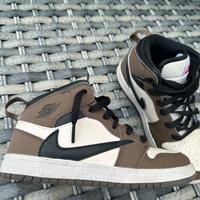 Nike Jordan 1 Retro High OG SP Travis Scott  33