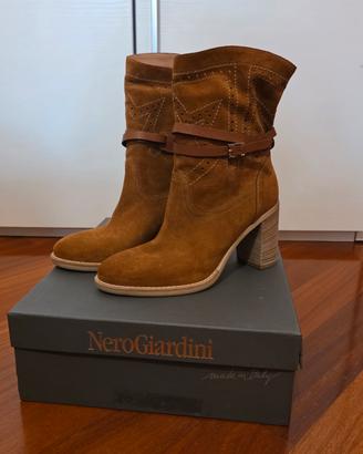 STIVALETTI CAMOSCIO DONNA NERO GIARDINI N. 40
