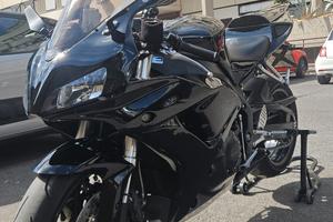 Honda CBR 1000 RR Fireblade 