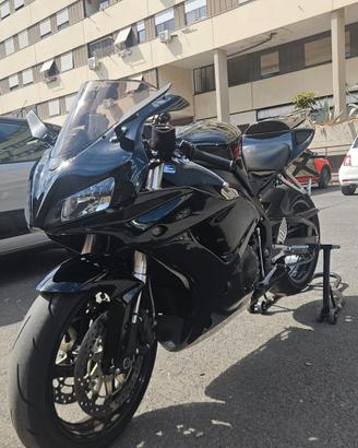 Honda CBR 1000 RR Fireblade 
