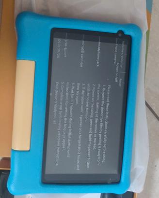 Tablet per bambini 
Schermo 7 pollici con android 