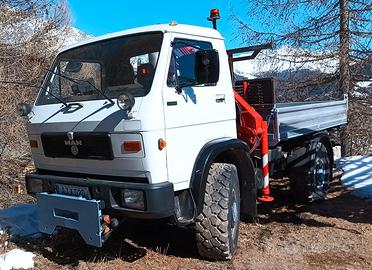 Macchina operatrice MAN 9.150 4x4 con gru