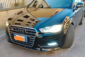 audi A 3 s line 2.0 150cv +