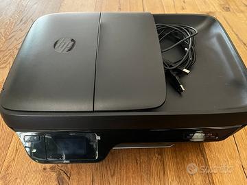 Stampante multifunzione HP OfficeJet 3834
