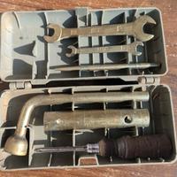 Cassetta attrezzi Fiat d'epoca