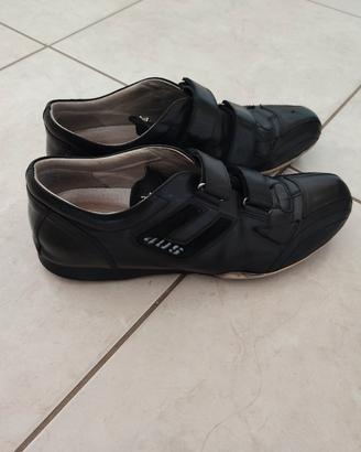 Scarpe nere pelle Cesare Paciotti 