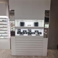 arredamento per negozio di ottica / ufficio