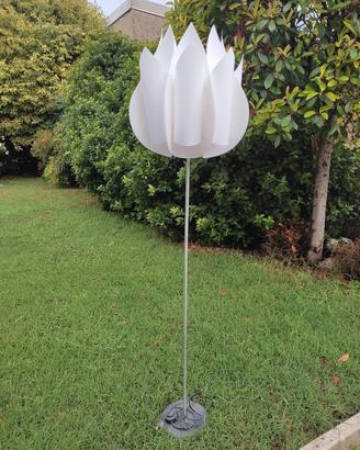 lampada modello tulip