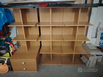 libreria in legno pieno