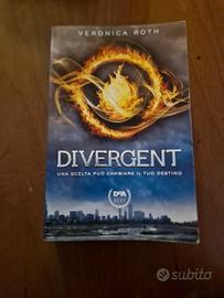 Divergent di Veronica Roth 