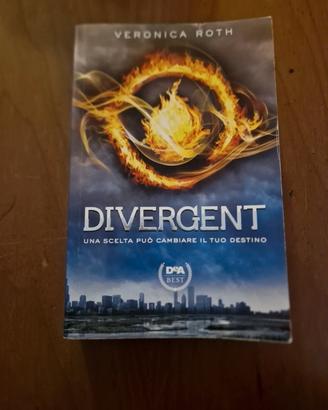 Divergent di Veronica Roth 