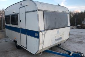 Roulot 4,10 metri 4 posti letto con documenti