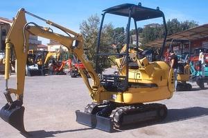 Miniescavatore usato KOMATSU