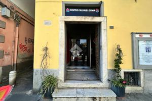 NEGOZIO A SARZANA