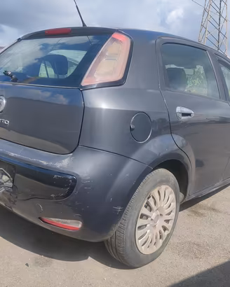 FIAT PUNTO EVO 199 1.3 D MULTIJET 75CV Ricambi