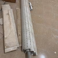 Avvolgibile Tapparella bianca completa di rullo