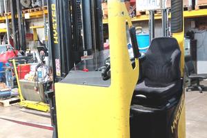 Muletto retrattile solleva 7,5 mt 14q HYSTER