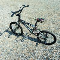 Bmx Maverick color militare .
