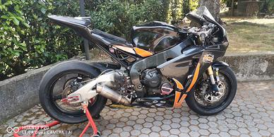 Honda cbr1000rr  2010 Pista