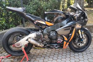 Honda cbr1000rr  2010 Pista