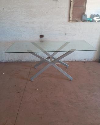 Tavolo da pranzo in vetro