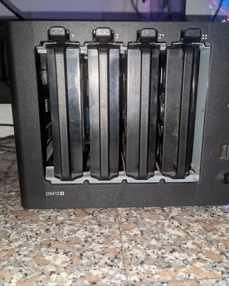 Sinology DS412+ Server Nas + 12TB HDD 
