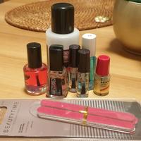 Set manicure