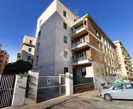 4 LOCALI A ROMA