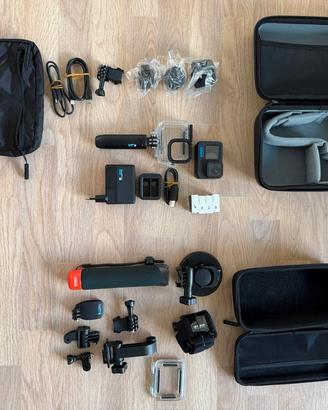 GoPro Hero 11 Black con tanti accessori