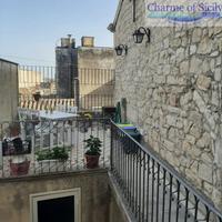 Casa singola a Modica (RG) - Modica Alta