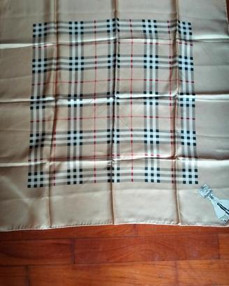 foulard Burberry 