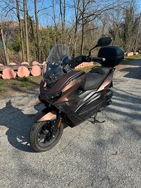 Scooter 125 KL BRERA