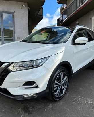 NISSAN Qashqai 1.5 dCi Tekna+