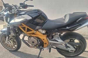 Aprilia schiver 750 2008