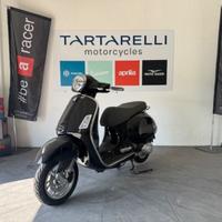 Vespa 300 GTS hpe VESPA GTS 310 HPE E5+ NERO ...