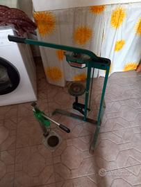 Imbottigliamento bottiglie una grande ed una picco