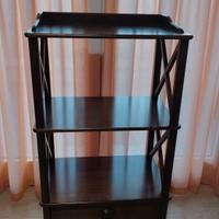 Mobiletto in legno anticato 