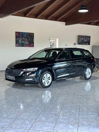 Skoda Octavia 2.0 TDI EVO SCR 150 CV DSG Wagon Exe