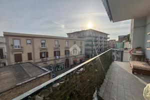 2 LOCALI A MARANO DI NAPOLI