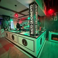 Vendita arredamento pub sala e cucina