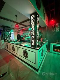 Vendita arredamento pub sala e cucina