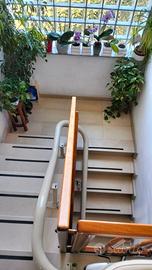 Montascale due rampe