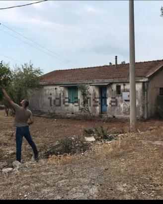 Terreno agricolo villasmundo con pozzo regolare